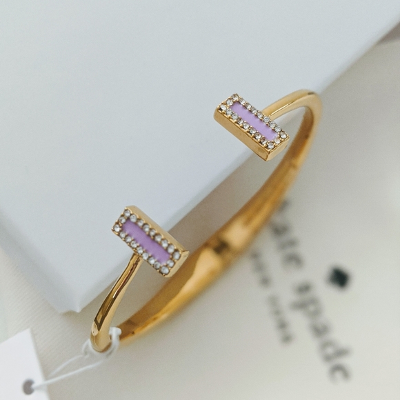 NIB Kate Spade lilac petal hinge bangle - Picture 2 of 2